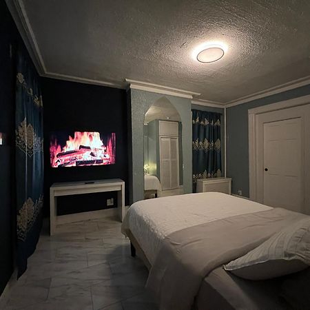 ניו יורק 3 Bedrooms In 2Nd Floor Modern Brooklyn Home, Close To J Train מראה חיצוני תמונה