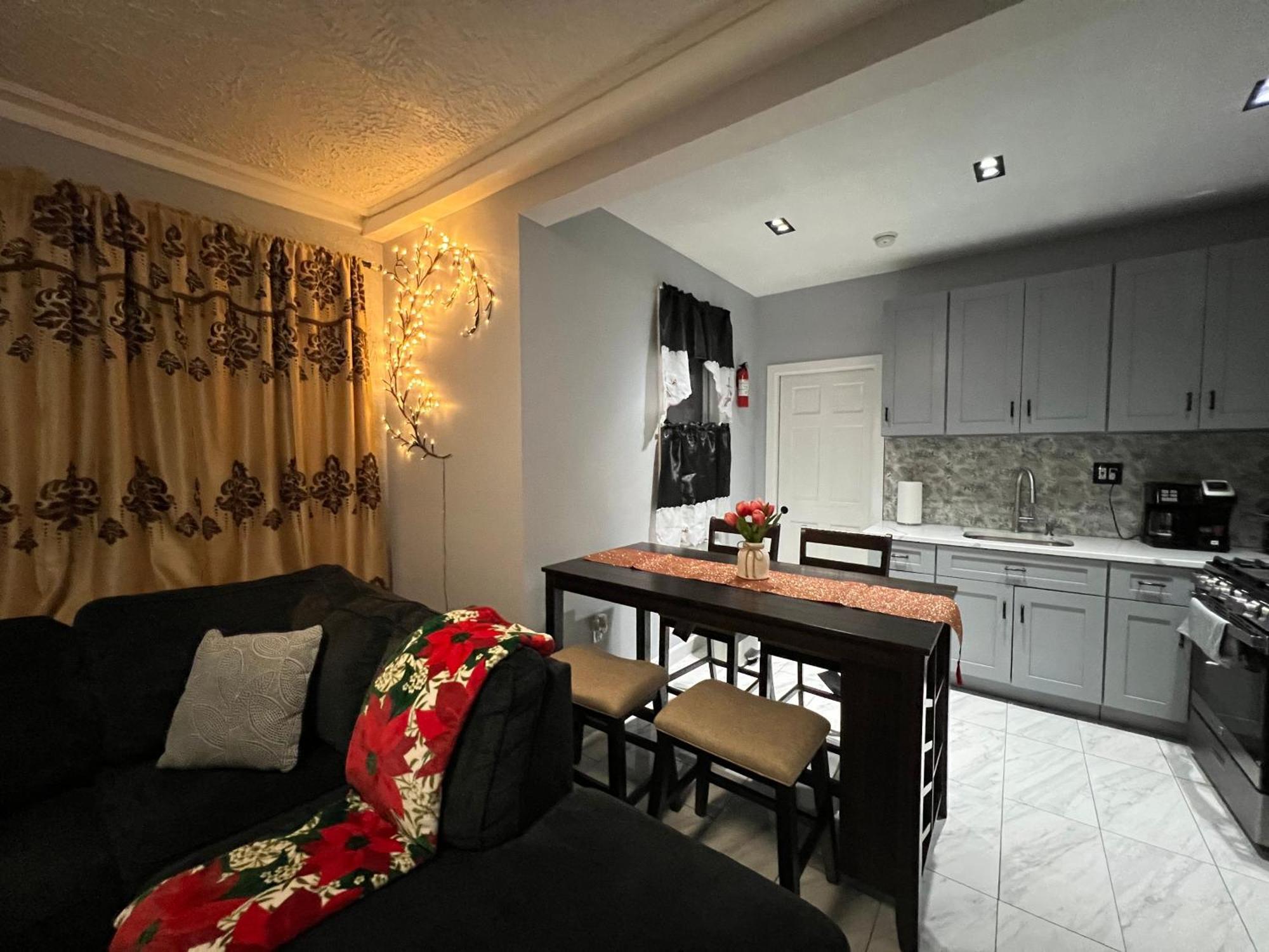 ניו יורק 3 Bedrooms In 2Nd Floor Modern Brooklyn Home, Close To J Train מראה חיצוני תמונה